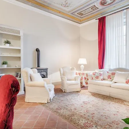 Apartment Casa Daniela, Beyond The Extraordinary Romantic Quiet Spacious Next To Guinigi Tower Lucca